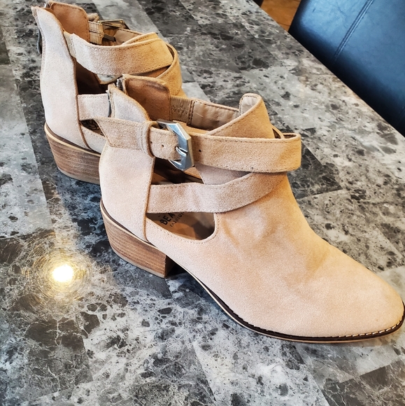 Beast Fashion heel booties - Picture 4 of 8